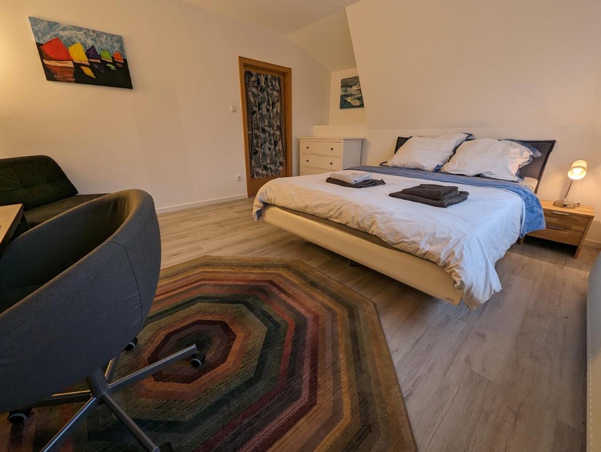 Gemuetliche Zimmer Im Herzen Der Stadt Em-Apartments Deutschland Bielefeld Extérieur photo