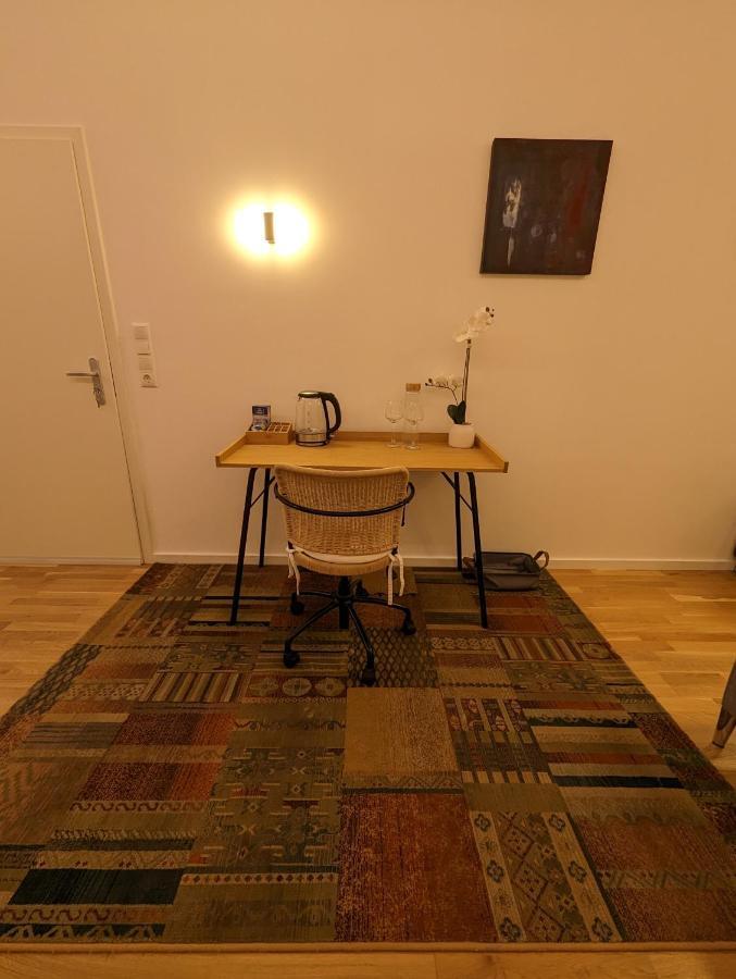 Gemuetliche Zimmer Im Herzen Der Stadt Em-Apartments Deutschland Bielefeld Extérieur photo