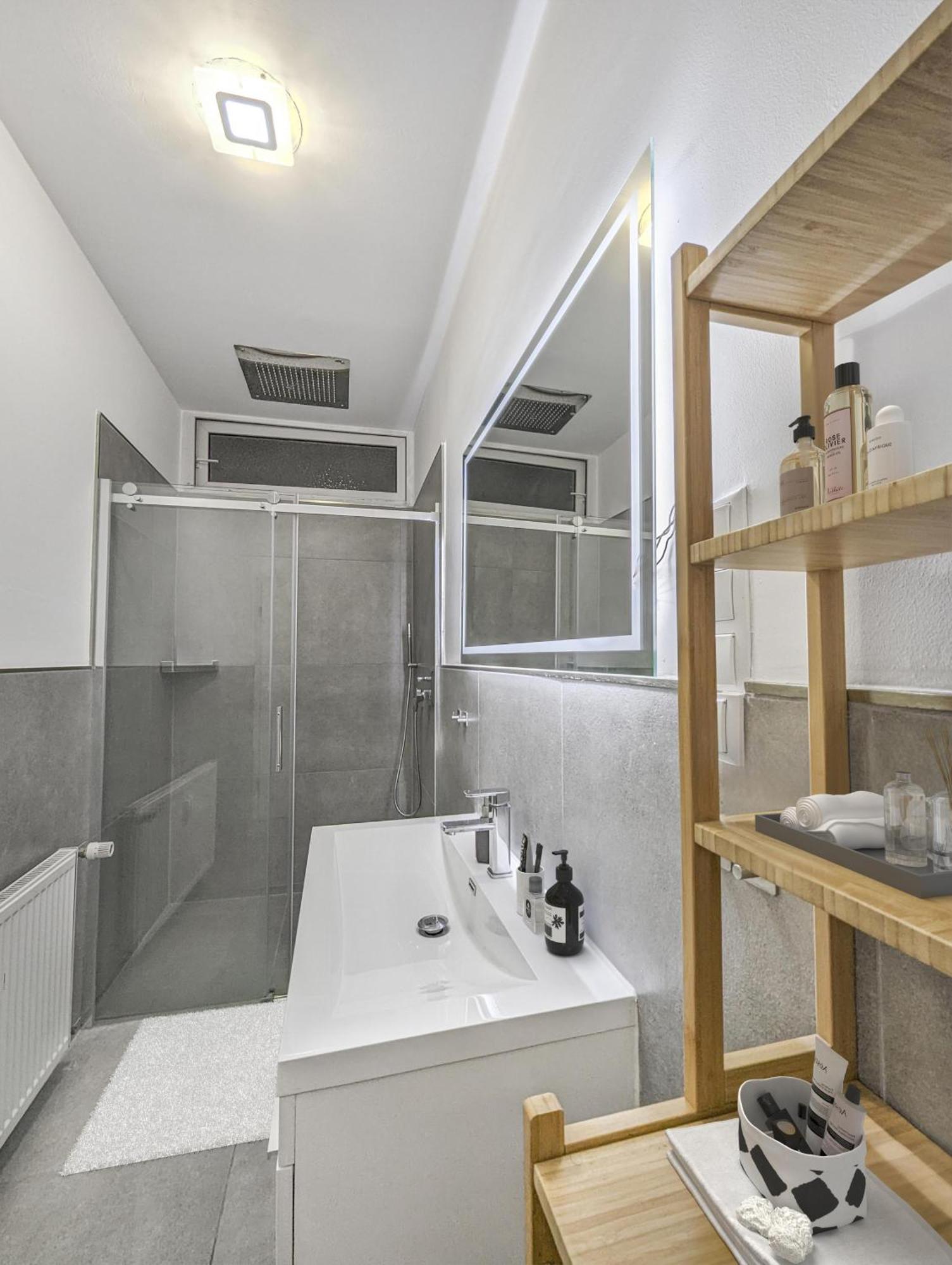 Gemuetliche Zimmer Im Herzen Der Stadt Em-Apartments Deutschland Bielefeld Extérieur photo
